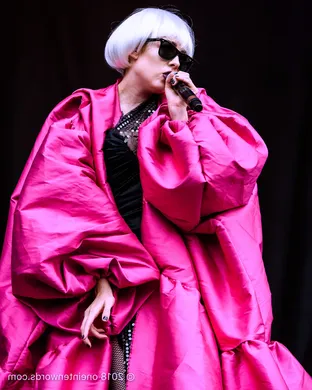 Allie X Chicago
