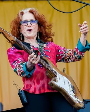Bonnie Raitt Highland Park