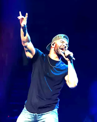 Dylan Scott Rosemont