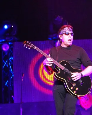 George Thorogood Saint Charles
