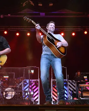 Josh Turner Saint Charles