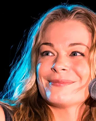 LeAnn Rimes Waukegan