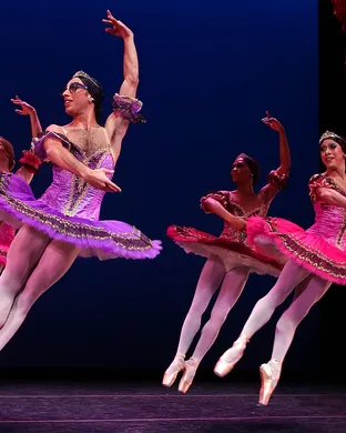 Les Ballets Trockadero De Monte Carlo Chicago