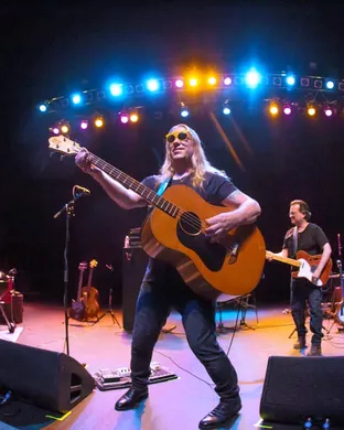 Violent Femmes Waukegan